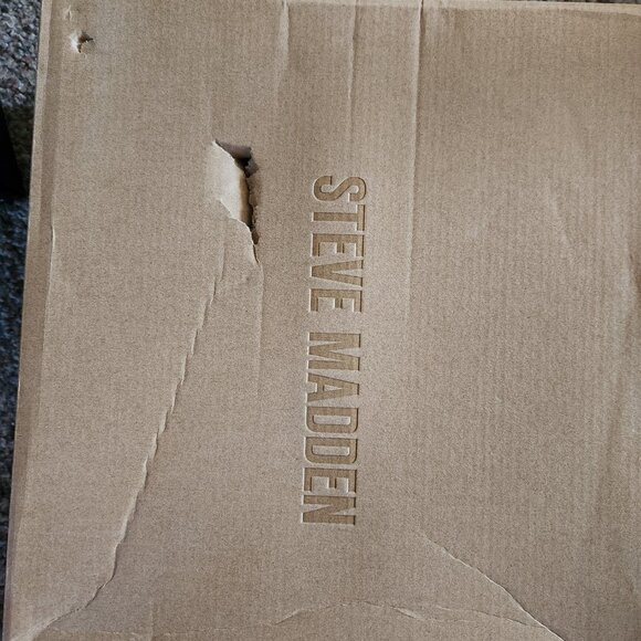 Steve Madden "Ashlin" Leopard Booties. NIB. Size 5 - Picture 7 of 8